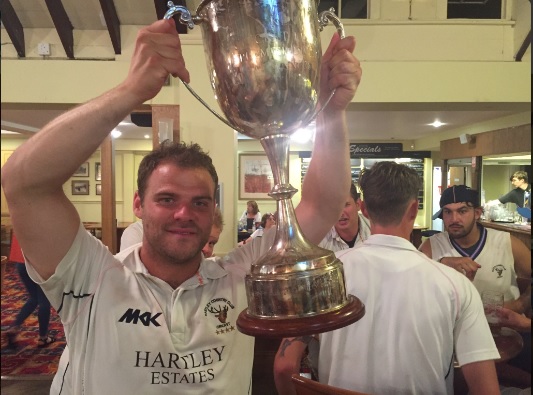 Hartley 1st XI with the Premier Division trophy, 2016